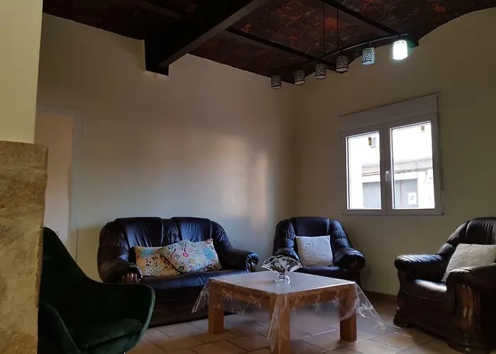 Hauzify I Apartaments Maritime